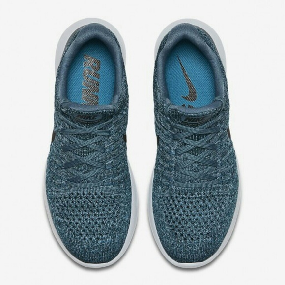 NIB Womens Nike Shoes - Picture 4 of 8